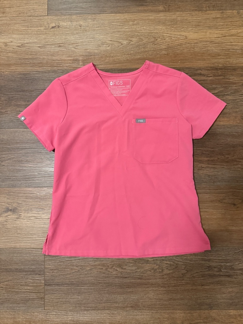 Figs XXS Petite Catarina Scrub Top in F’ing Pink